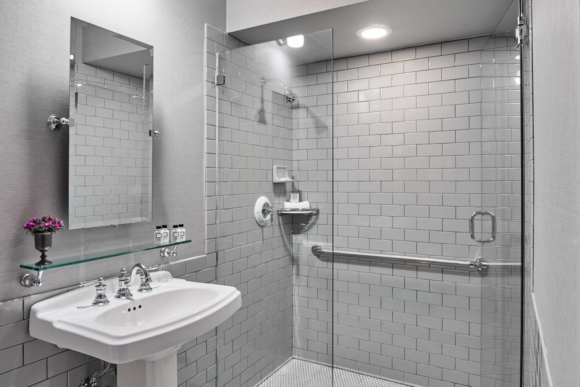 Colgate Inn Hamilton Eksteriør bilde